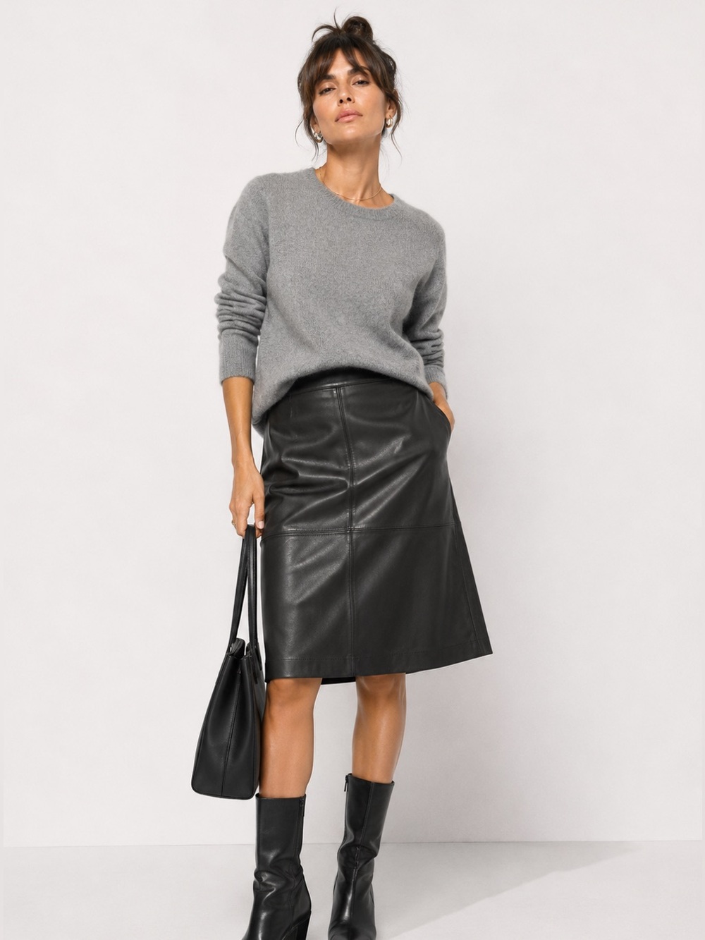 BOSS Soft Calf Leather Skirt – Timeless Luxury -size M